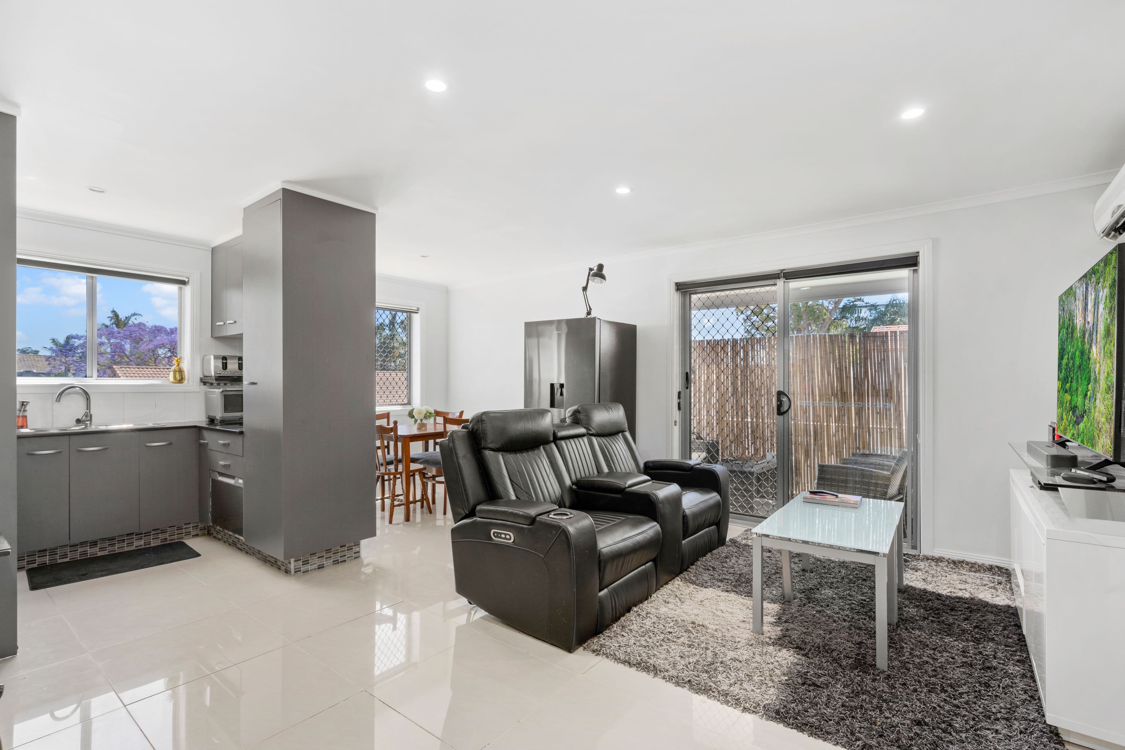 9 Loder Street, Biggera Waters QLD 4216, Biggera Waters - Image 1