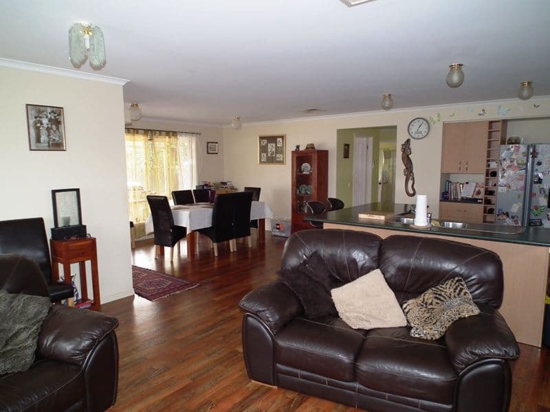 9 Vine Street, NAGAMBIE VIC 3608, Nagambie - Thumbnail 3