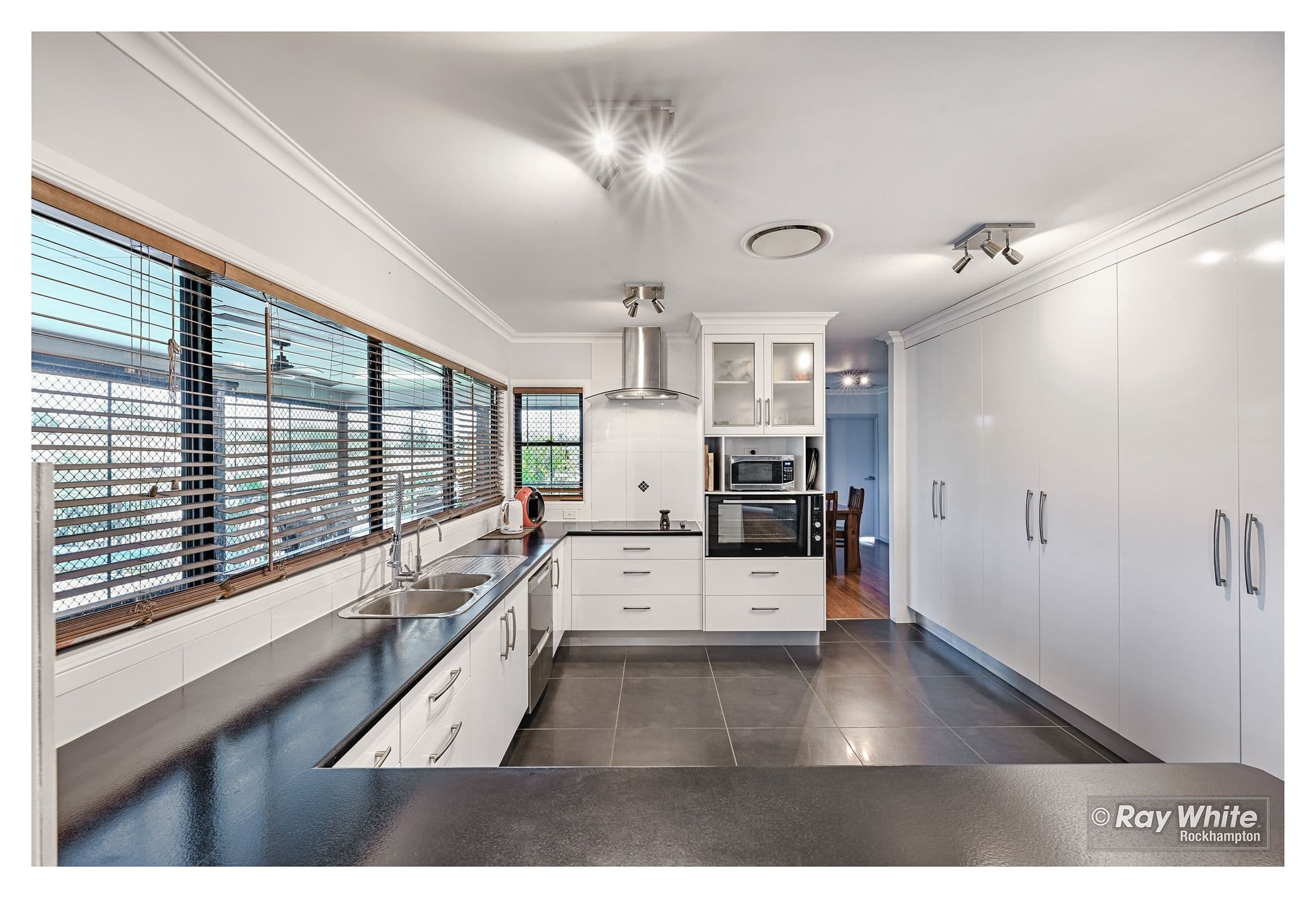 124 Constance Avenue, Rockyview QLD 4701, Rockyview - Thumbnail 8