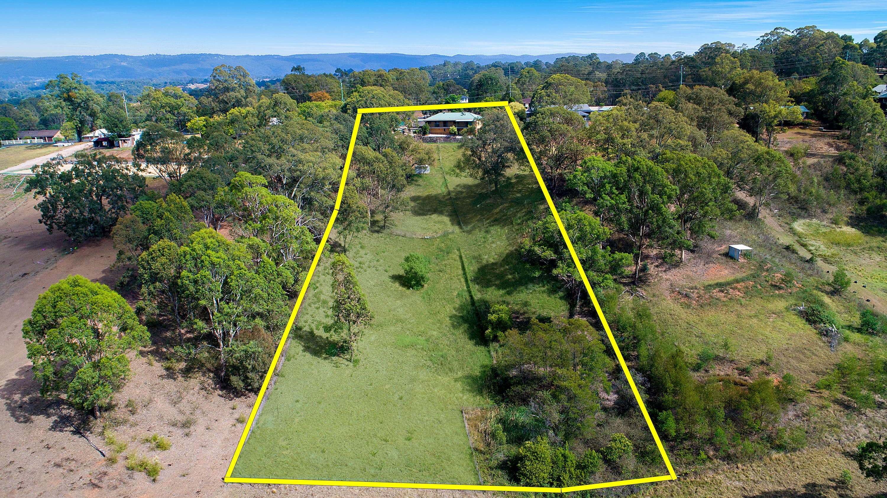 230 Crooked Lane, North Richmond - Thumbnail 3