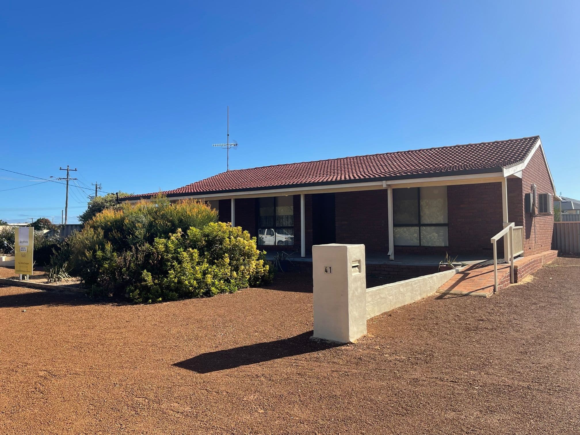 41 Flanagan Way, Dongara WA 6525, Dongara - Image 1