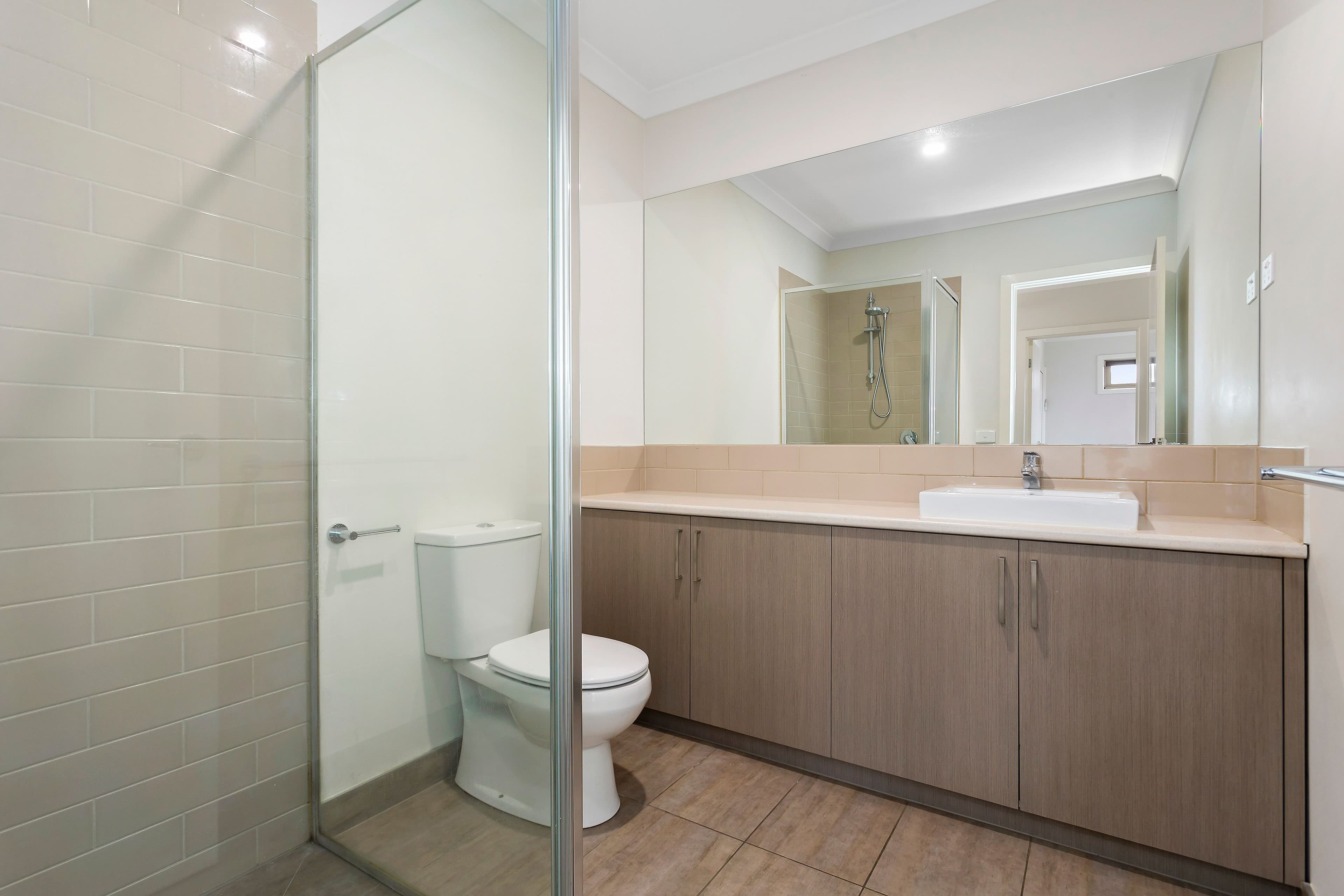 8C Vasey Avenue, Lalor VIC 3075, Lalor - Thumbnail 6
