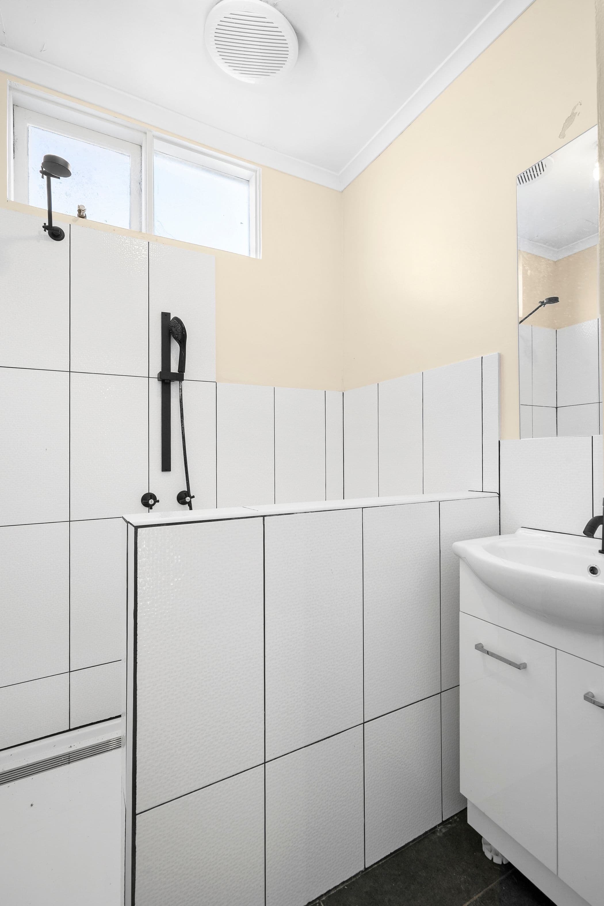 107 Wilson Street, Colac VIC 3250, Colac - Thumbnail 6