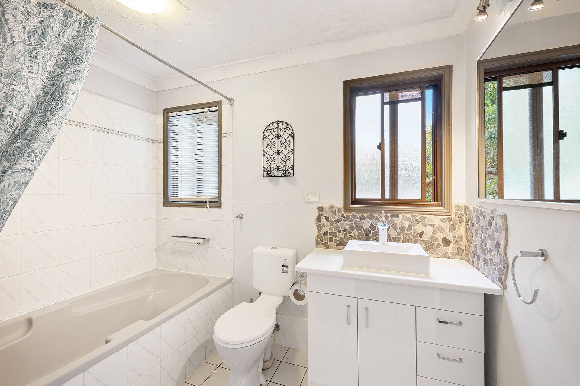 53 Macdonnell Road, Tamborine Mountain QLD 4272, Tamborine Mountain - Thumbnail 6