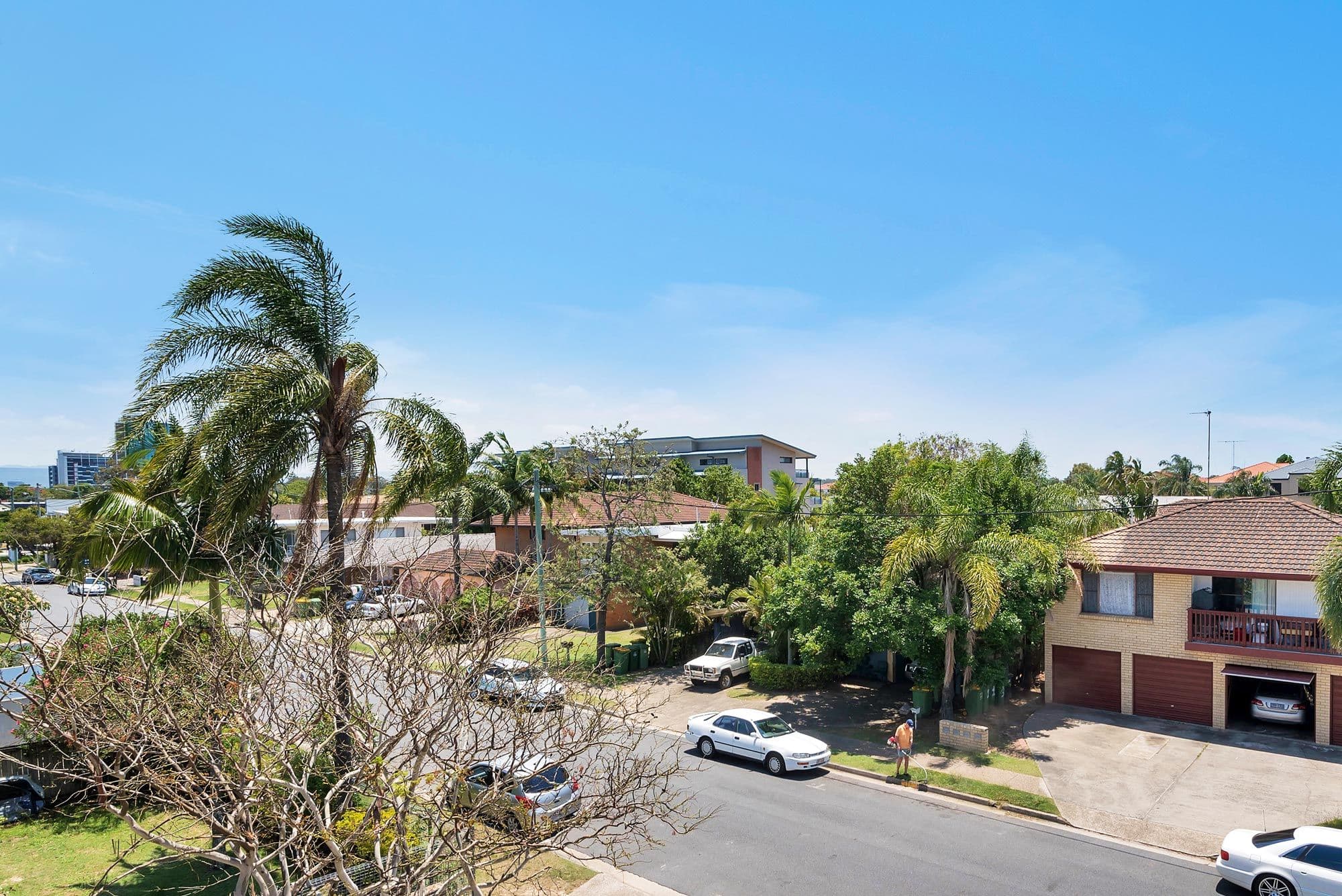 4 Adori Street, Chevron Island QLD 4217, Chevron Island - Thumbnail 3