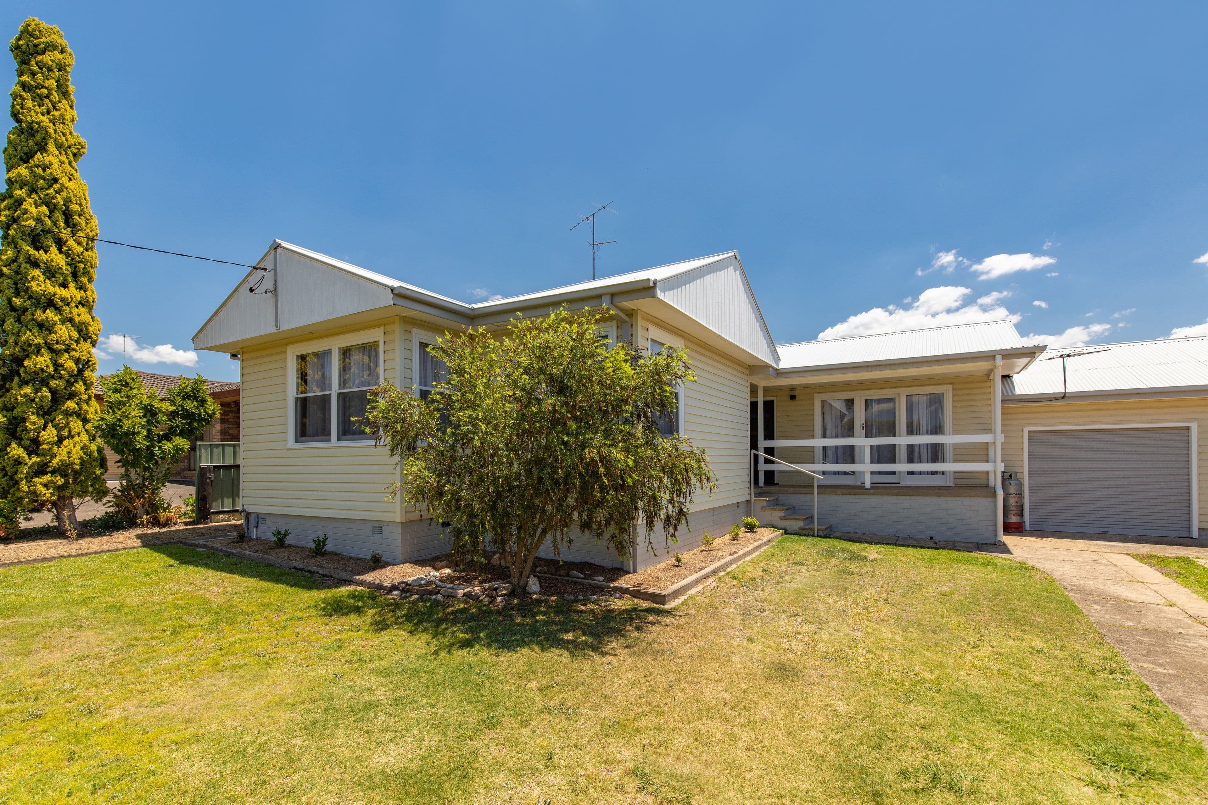 26 Frances Street, Gloucester NSW 2422, Gloucester - Image 1