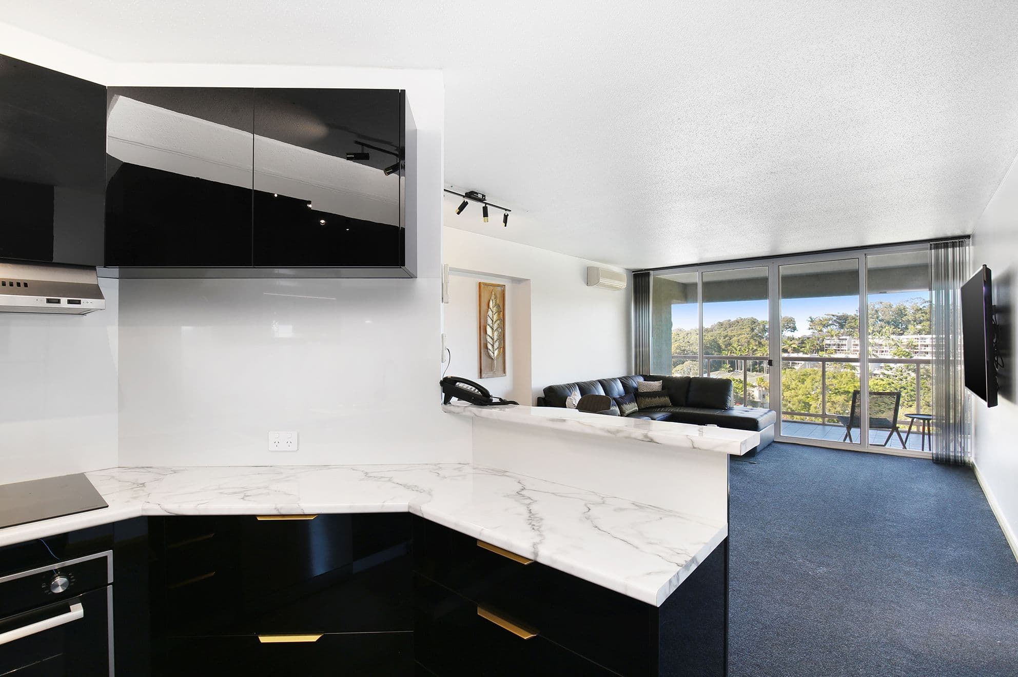 2 Bay Drive, Coffs Harbour NSW 2450, Coffs Harbour - Thumbnail 3