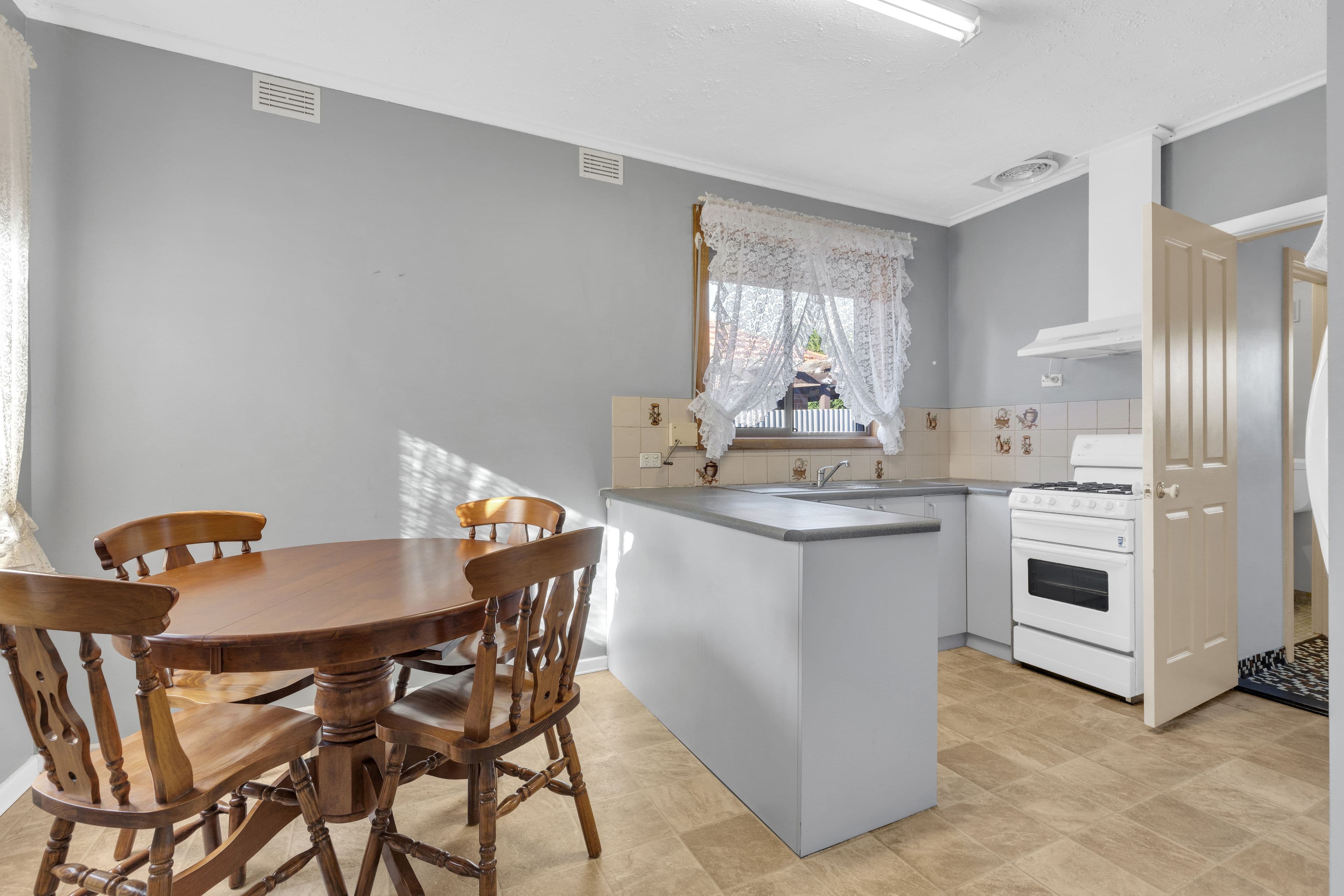 34 Longbridge Road, Davoren Park SA 5113, Davoren Park - Thumbnail 7