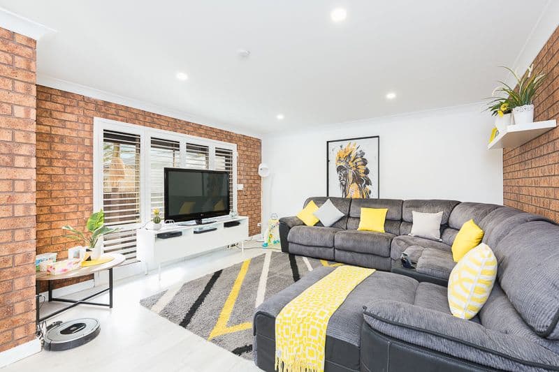 85 Addison Avenue, Lake Illawarra - Image 1