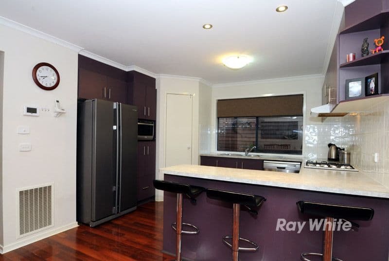 38 Miralie Way, CRANBOURNE WEST VIC 3977, Cranbourne West - Thumbnail 5