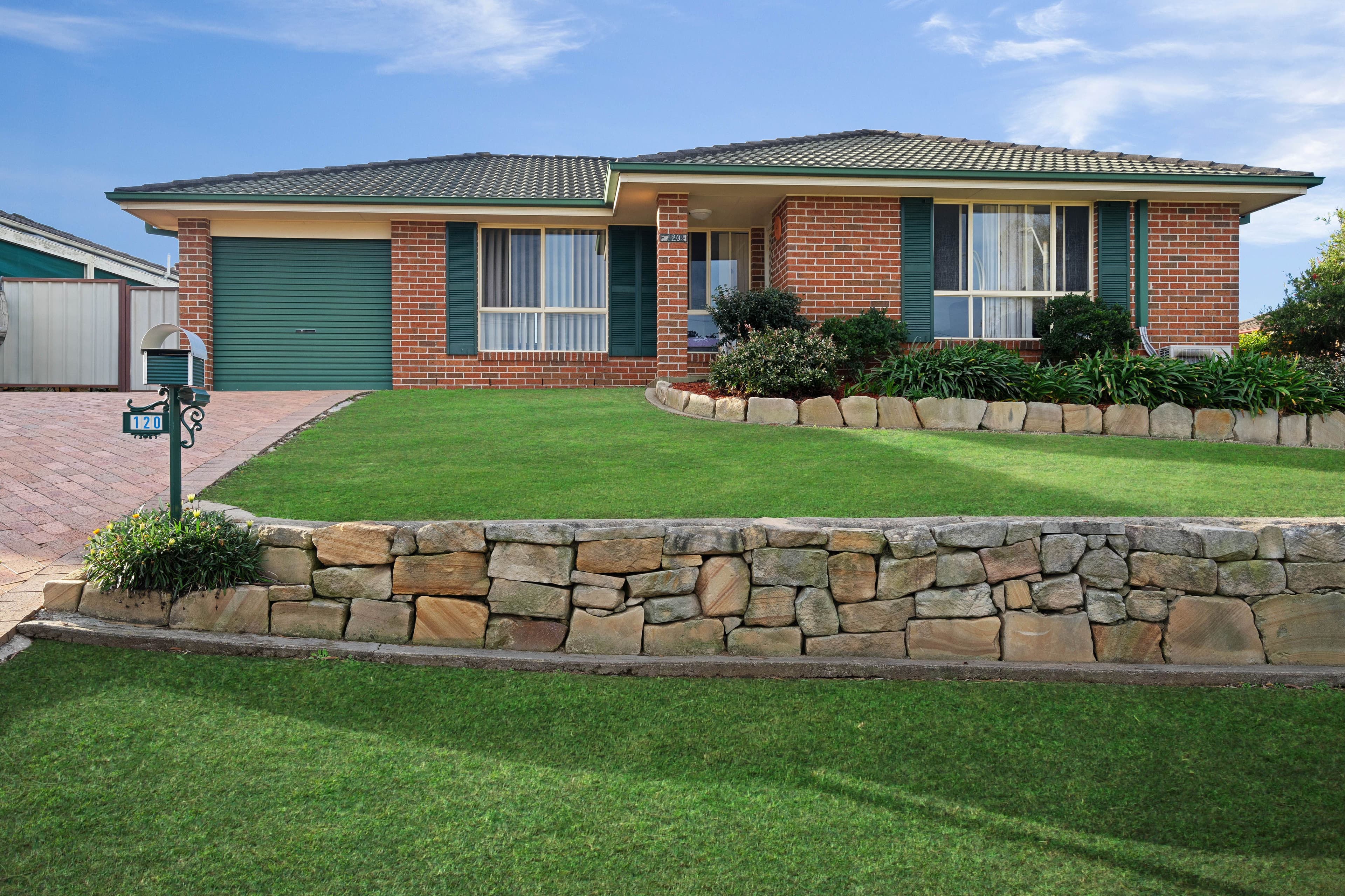 135 Regiment Road, Rutherford - Image 1