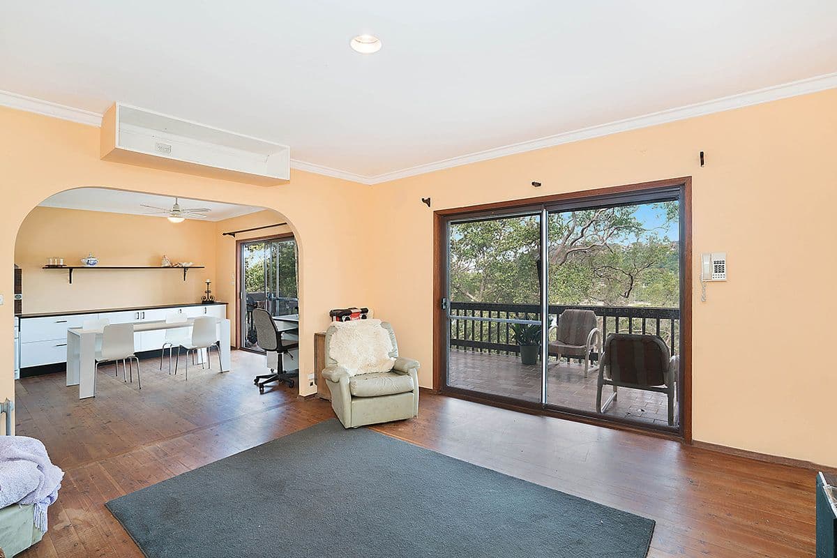 13 Horsfield Road, Horsfield Bay - Thumbnail 2