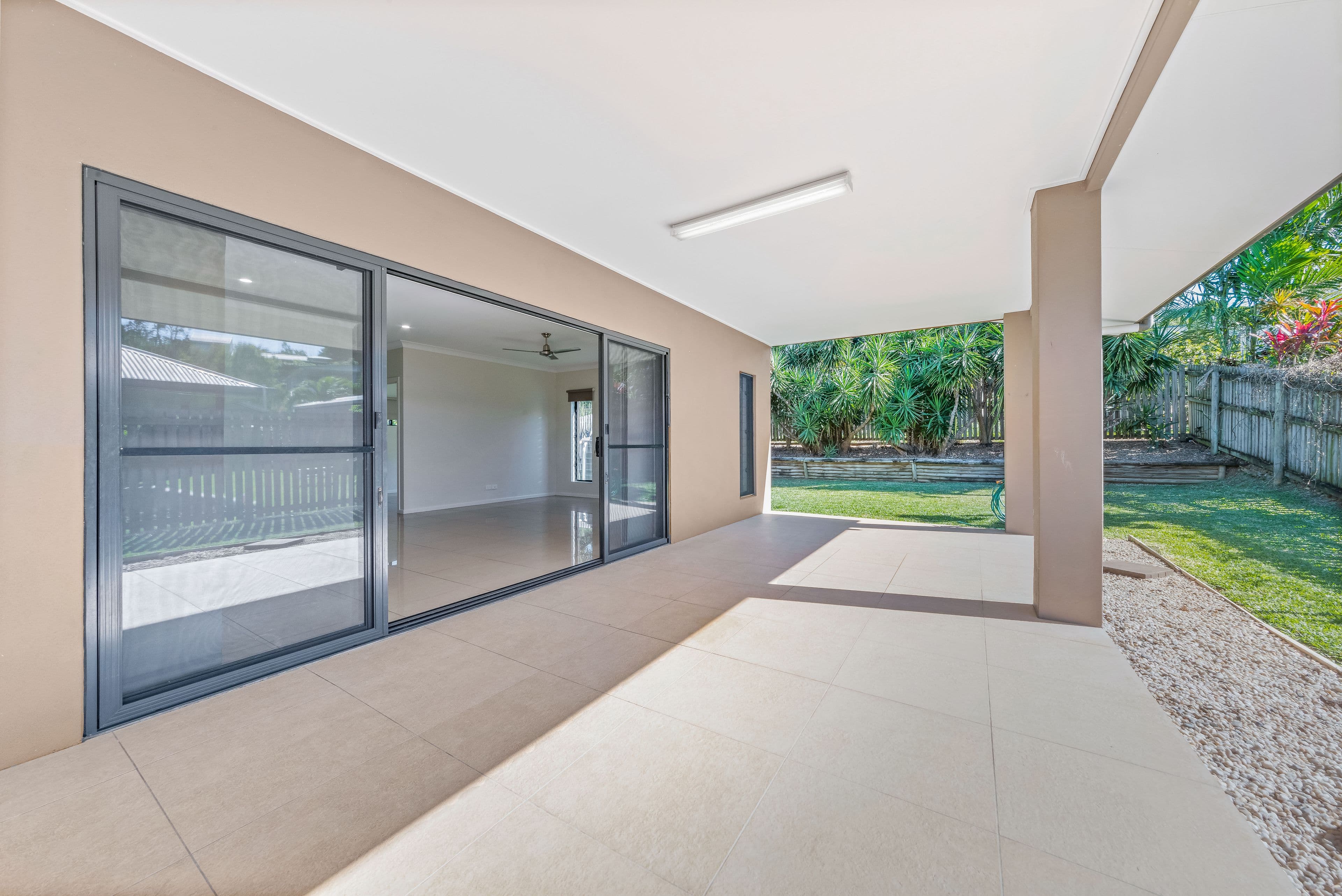 32 Parker Road, Cannonvale QLD 4802, Cannonvale - Thumbnail 2