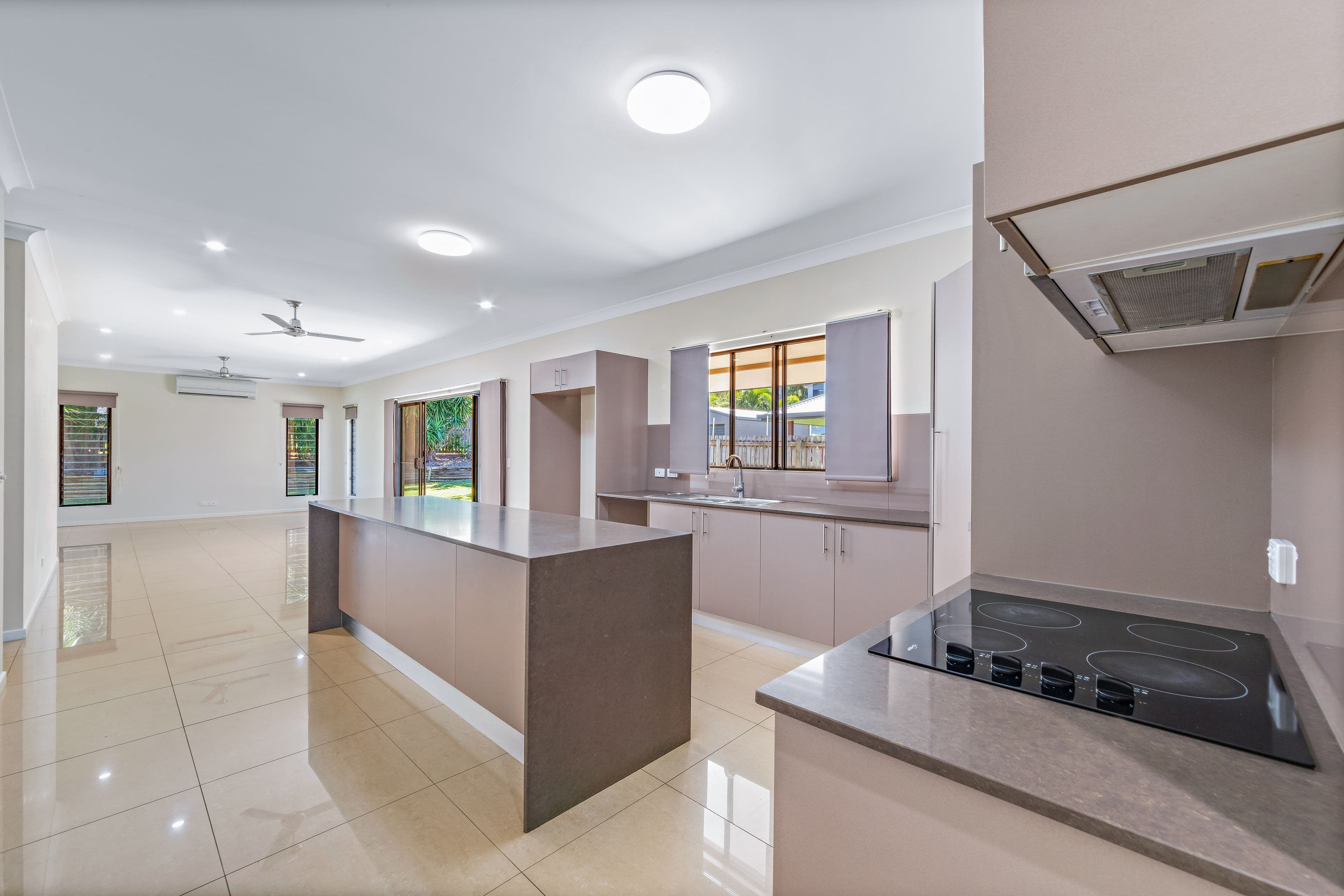 32 Parker Road, Cannonvale QLD 4802, Cannonvale - Thumbnail 6