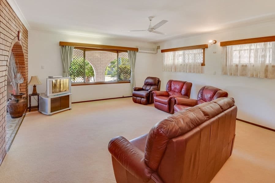 27 Coochin Street, Dicky Beach QLD 4551, Dicky Beach - Thumbnail 3