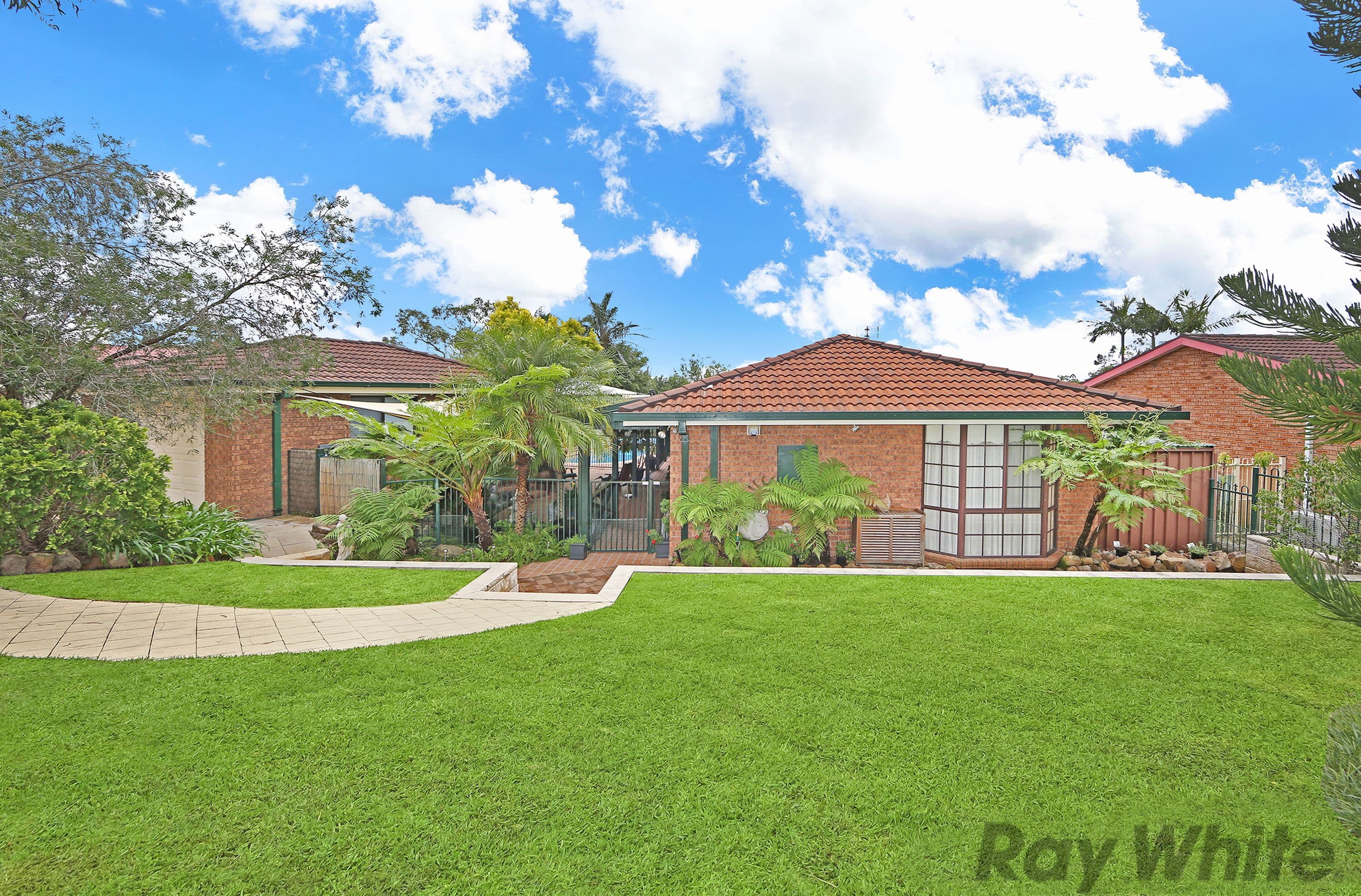 10 Girraween Street, Buff Point - Image 1