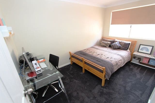 9 Cuthbert Crescent, Edensor Park - Thumbnail 8