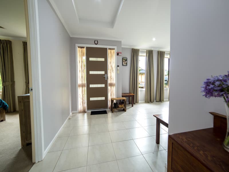 2 Coratina Road, Virginia - Thumbnail 2