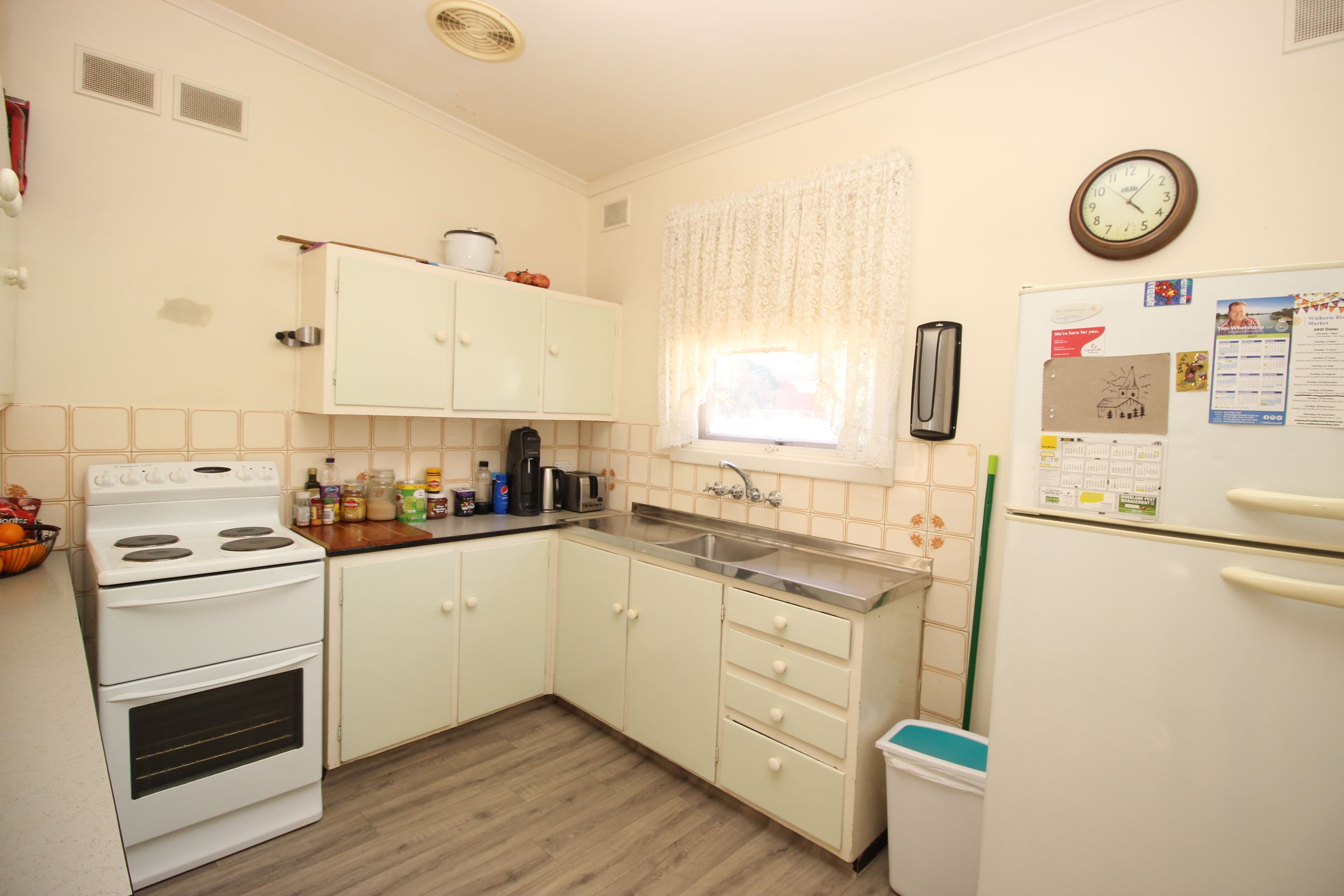 20 Miller Street, Waikerie SA 5330, Waikerie - Thumbnail 2