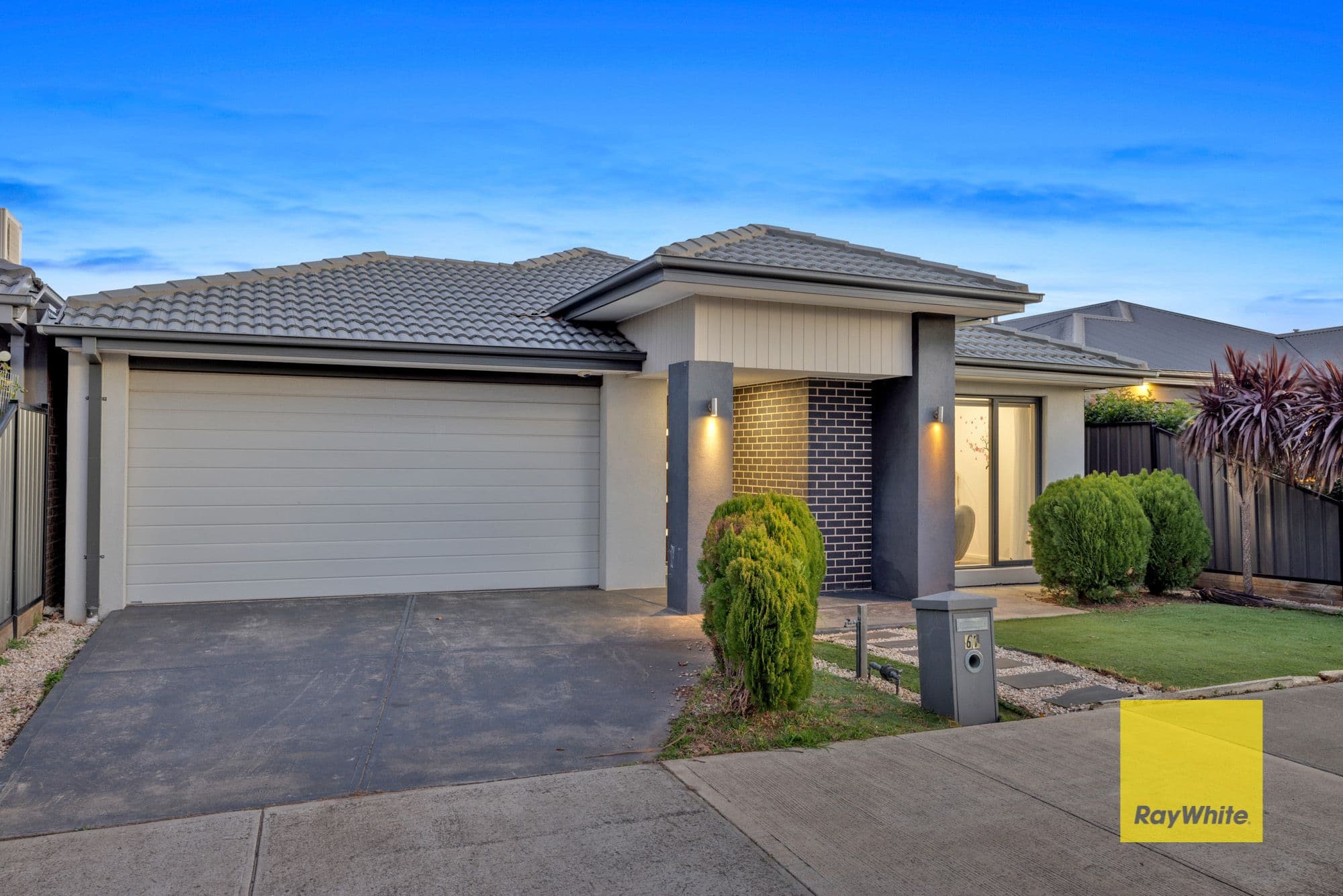 67 Caraleena Drive, Tarneit VIC 3029, Tarneit - Thumbnail 2