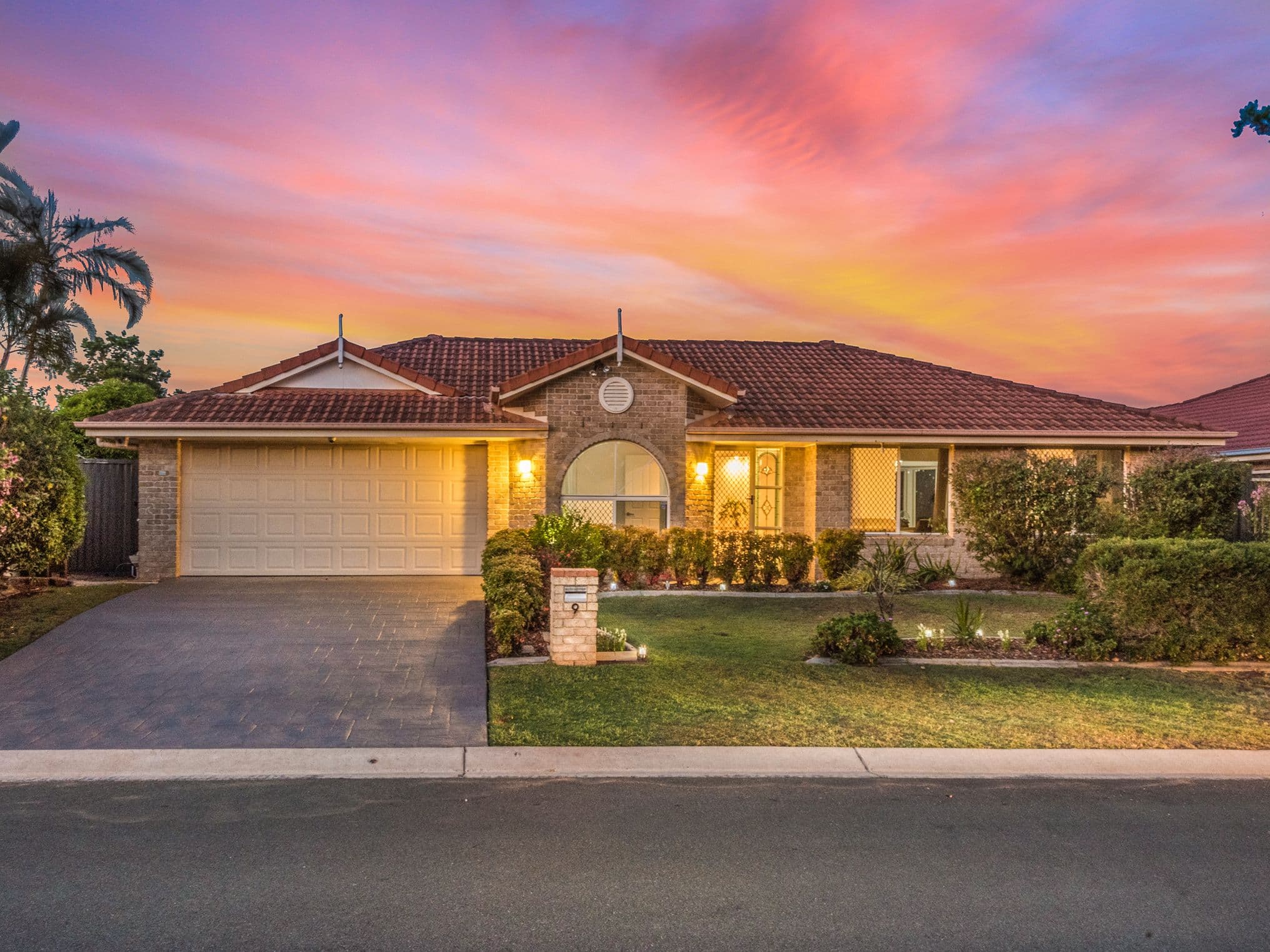 9 Crestwood Street, Kuraby QLD 4112, Kuraby - Image 1