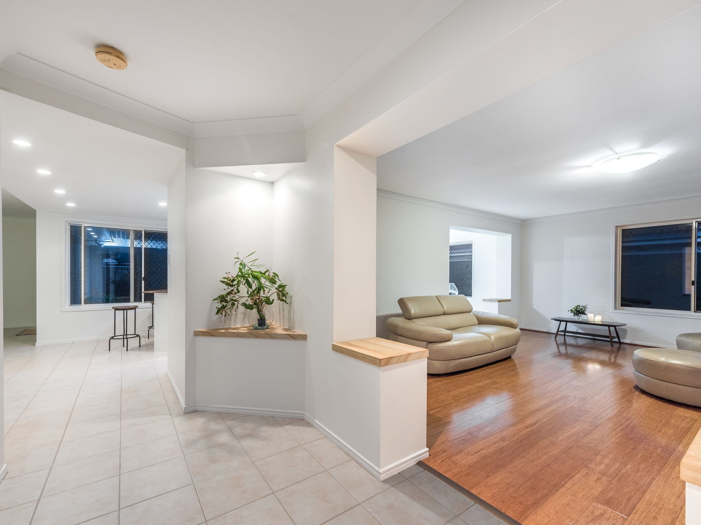 9 Crestwood Street, Kuraby QLD 4112, Kuraby - Thumbnail 2