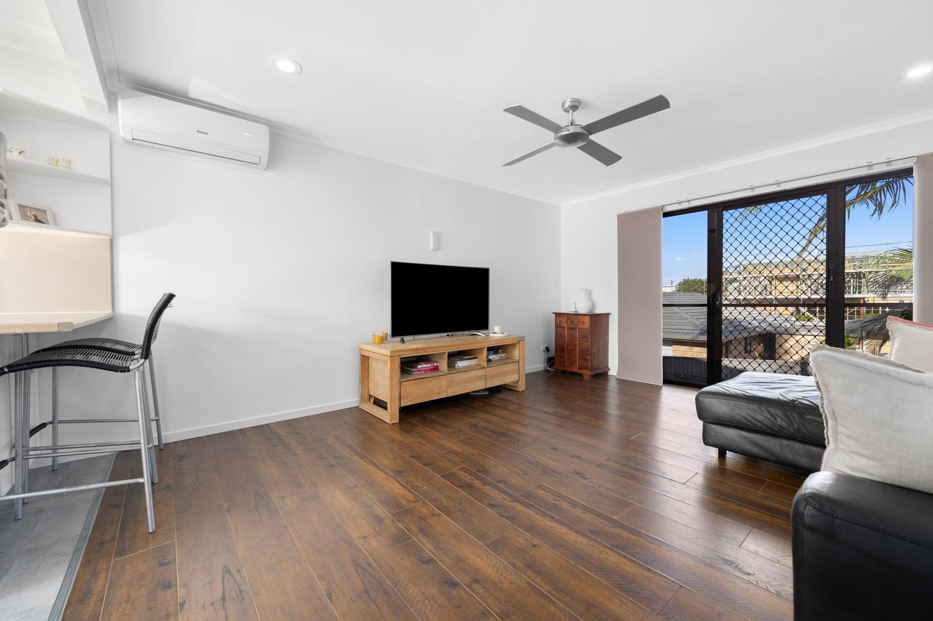 59 Errol Avenue, Paradise Point QLD 4216, Paradise Point - Thumbnail 7