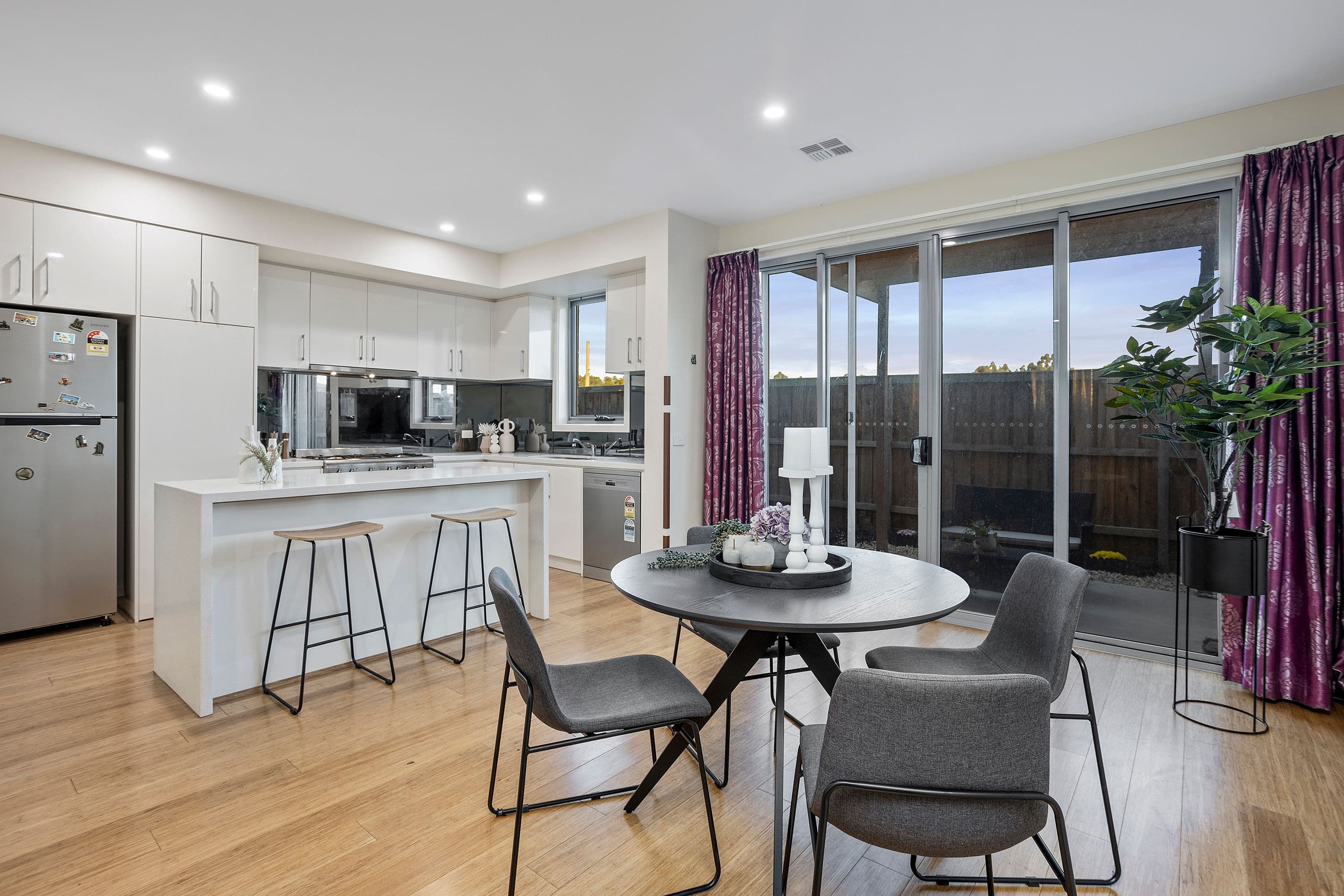 14 Emica Parade, Knoxfield VIC 3180, Knoxfield - Thumbnail 4