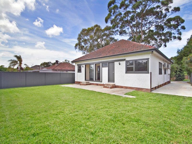 9 Vesta Street, SUTHERLAND NSW 2232, Sutherland - Image 1