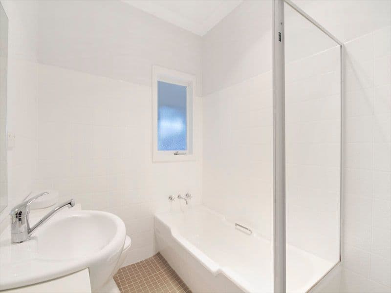 9 Vesta Street, SUTHERLAND NSW 2232, Sutherland - Thumbnail 2