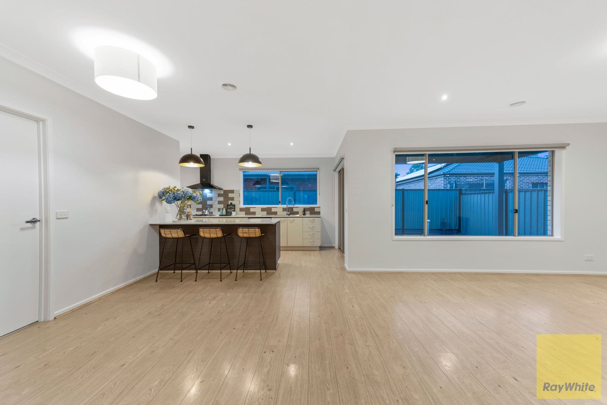 31 Omaroo Street, Truganina VIC 3029, Truganina - Thumbnail 5
