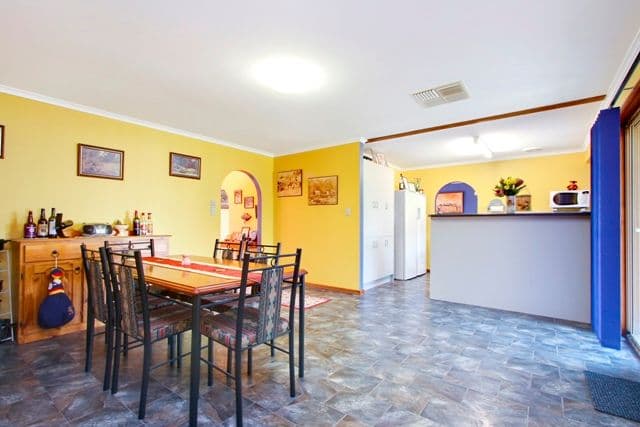 63 Meadowbrook Drive, Parkwood, WA, 6147, Parkwood - Thumbnail 3