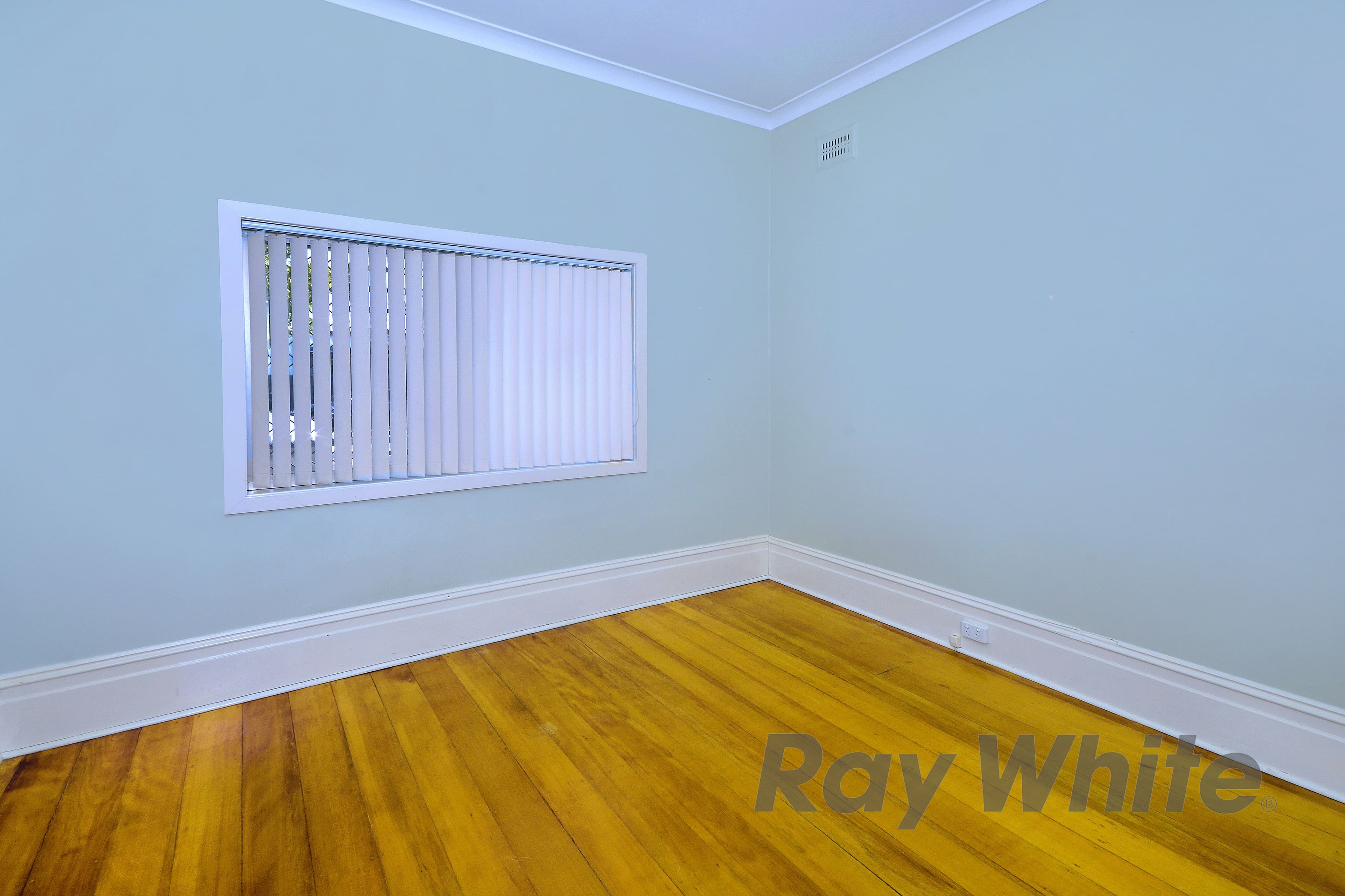 107 Cleary Street, Hamilton - Thumbnail 3