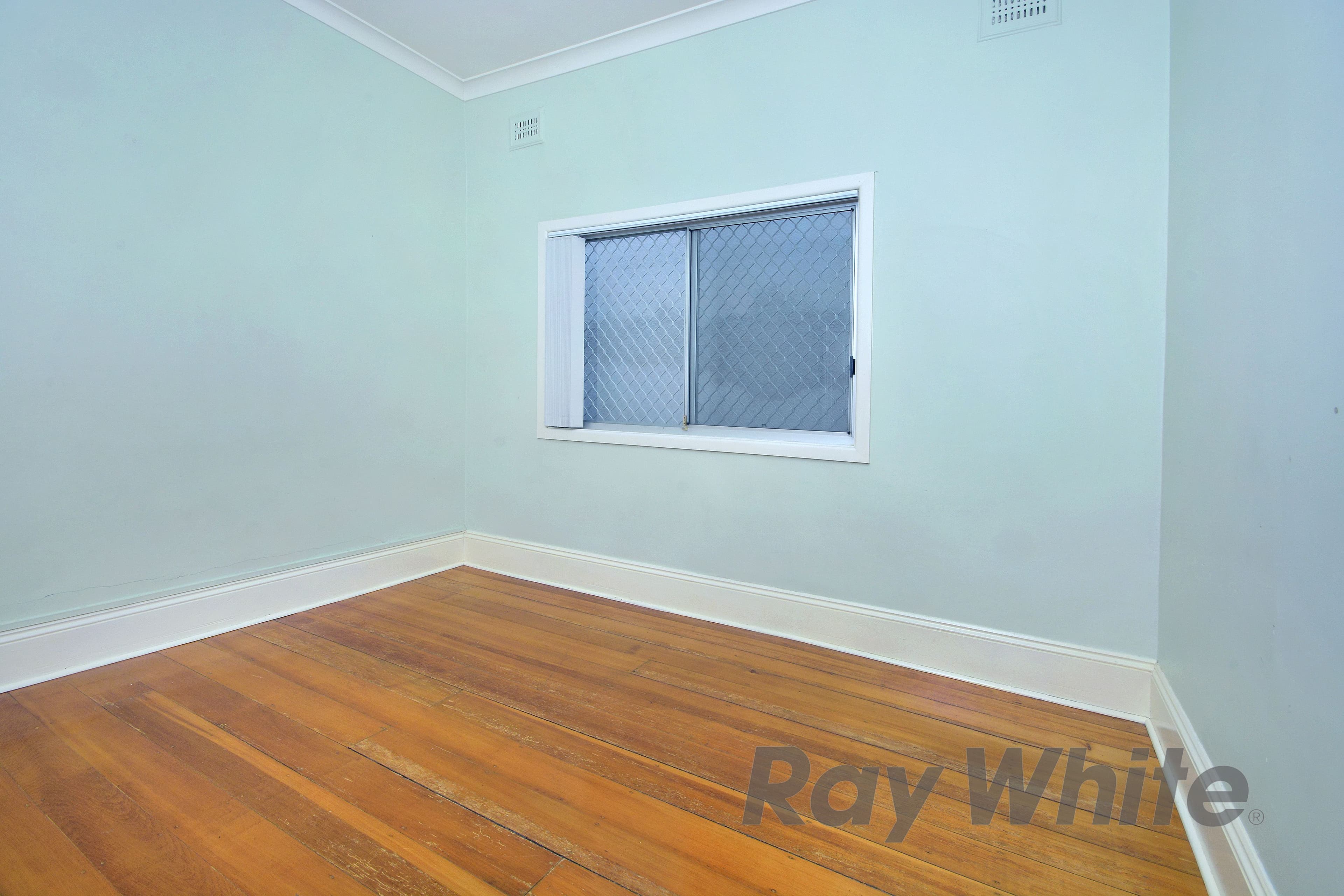 107 Cleary Street, Hamilton - Thumbnail 8