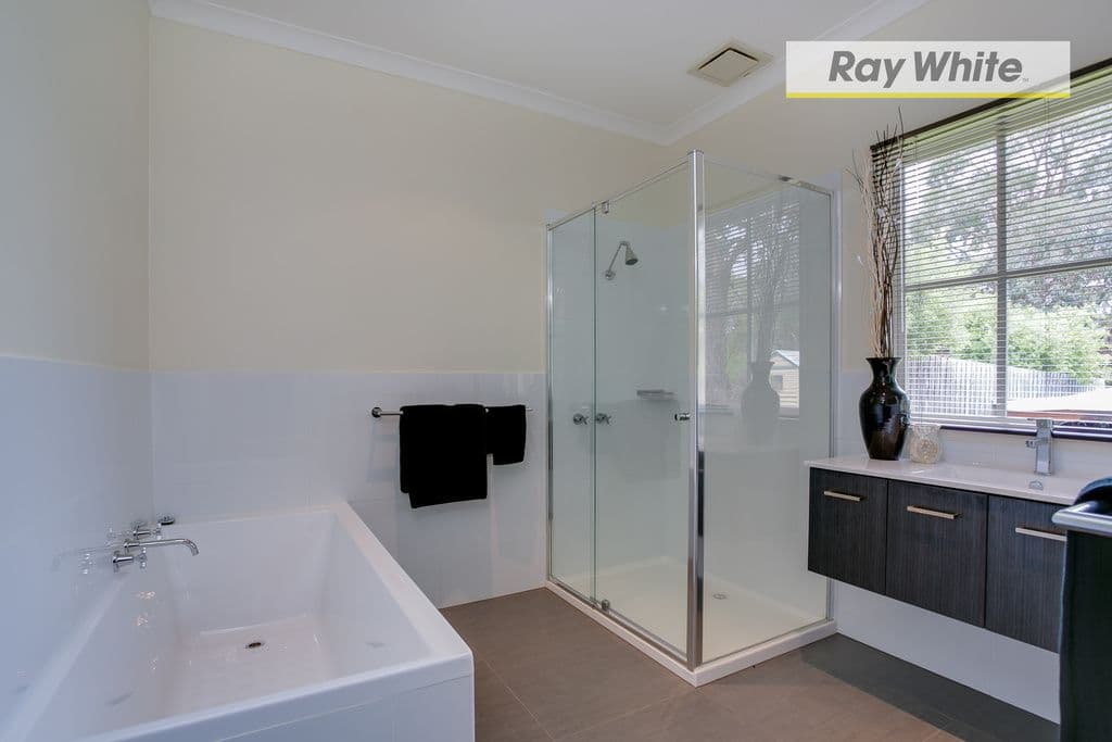 33 Avalon Drive, Rosebud VIC 3939, Rosebud - Thumbnail 8
