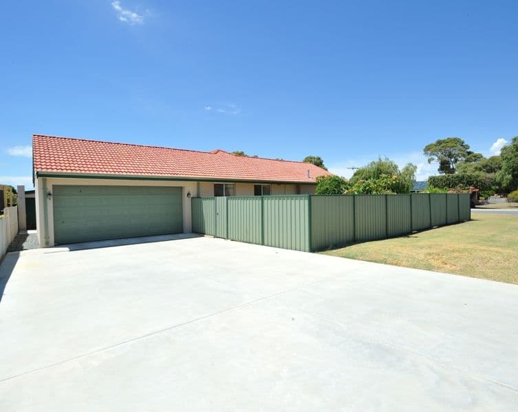 2 Fawdon Street, SAFETY BAY WA 6169, Safety Bay - Thumbnail 4