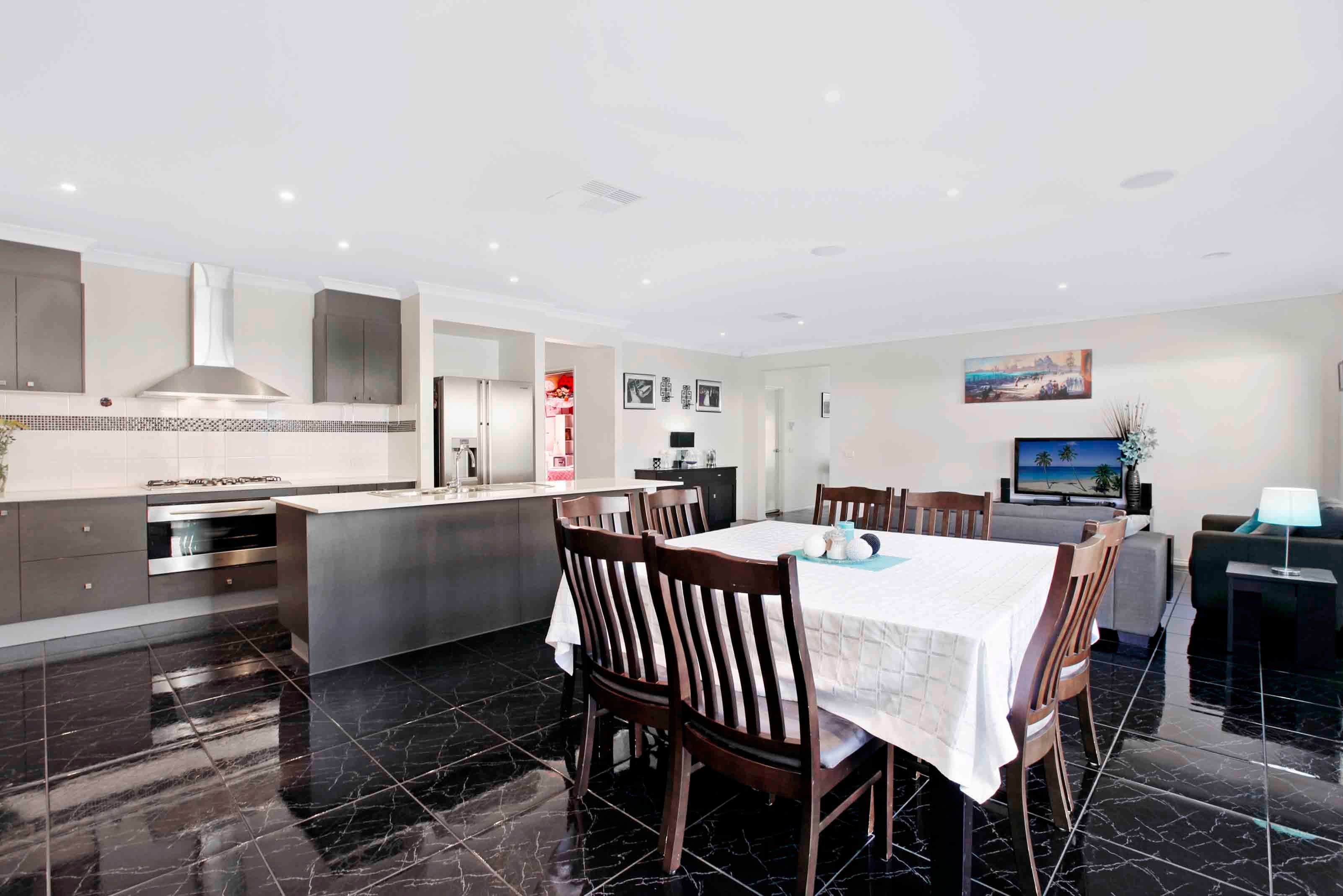 7 Moorland Way, Mernda VIC 3754, Mernda - Thumbnail 3