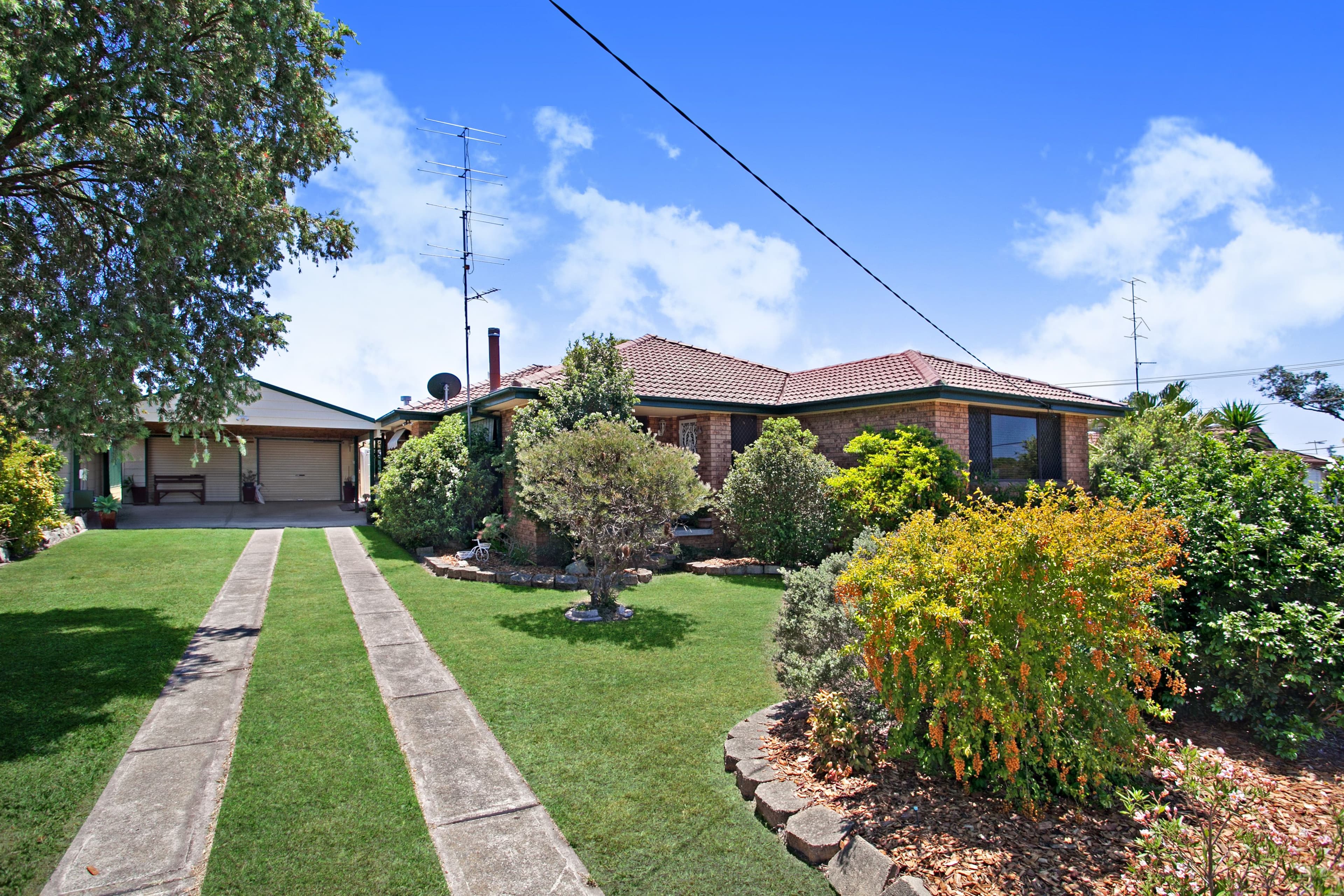 44 Church Street, East Branxton - Image 1