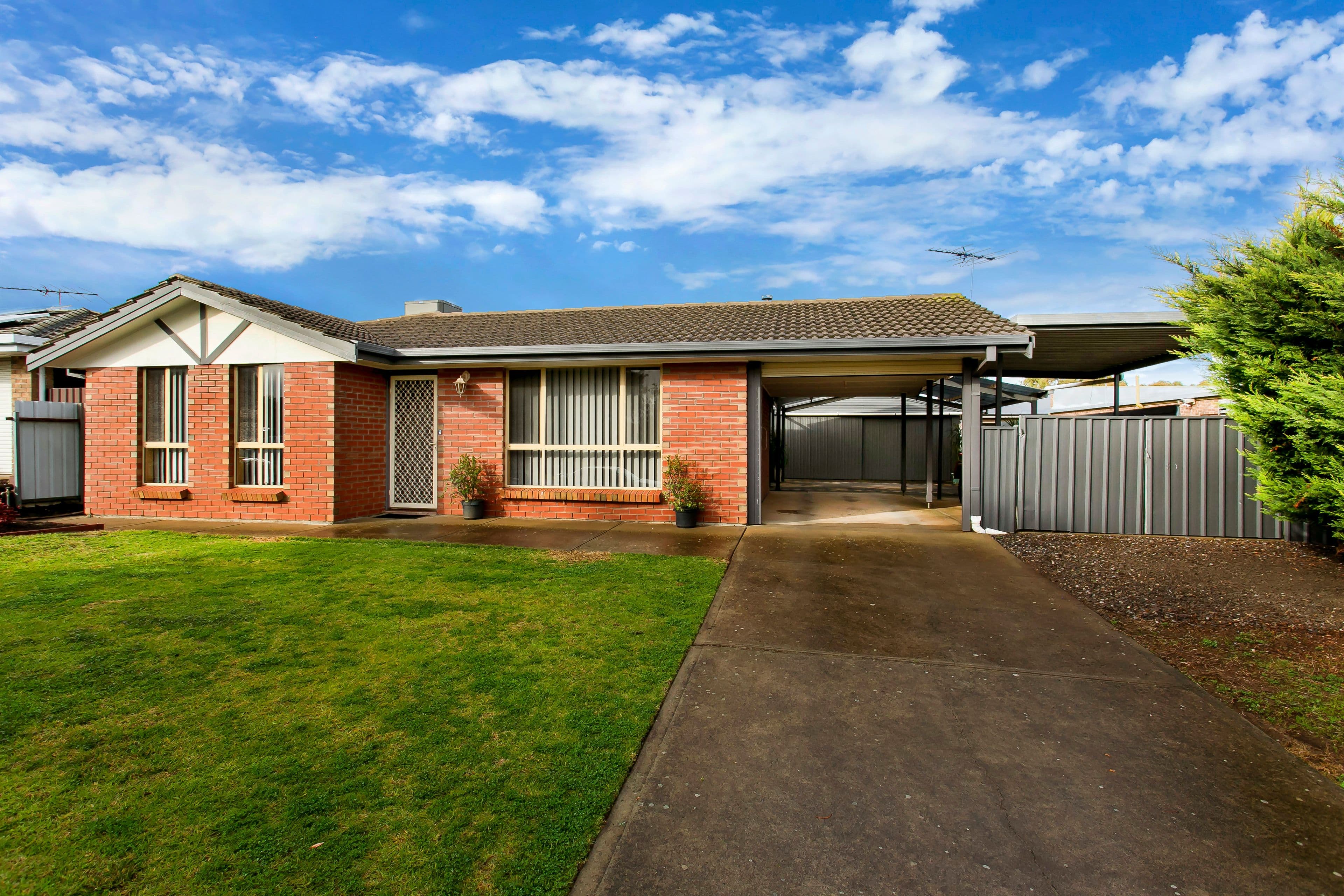 4 Grace Court, Morphett Vale SA 5162, Morphett Vale - Image 1