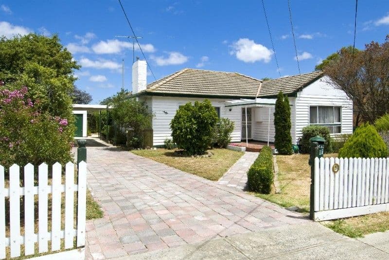 16 Linacre Street, WATSONIA VIC 3087, Watsonia - Thumbnail 4