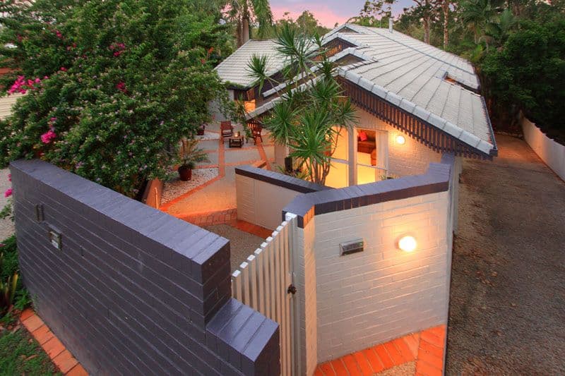 11 Moonah Street, CHAPEL HILL QLD 4069, Chapel Hill - Image 1
