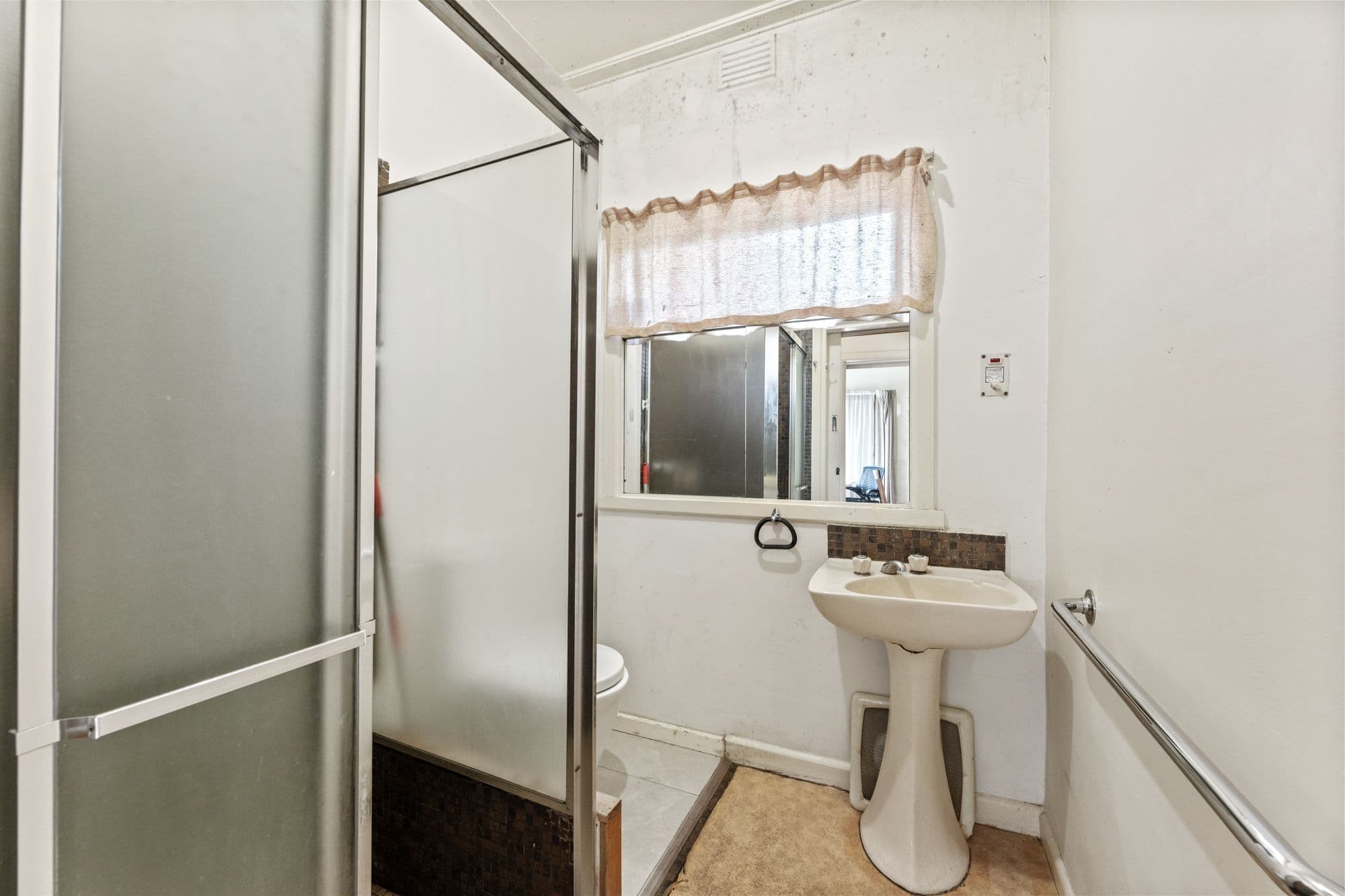 1 Currie Street, Box Hill North VIC 3129, Box Hill North - Thumbnail 7