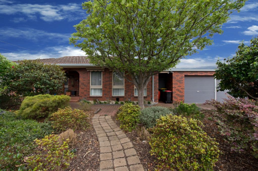 40 Mitchell Road, Melton South VIC 3338, Melton South - Image 1