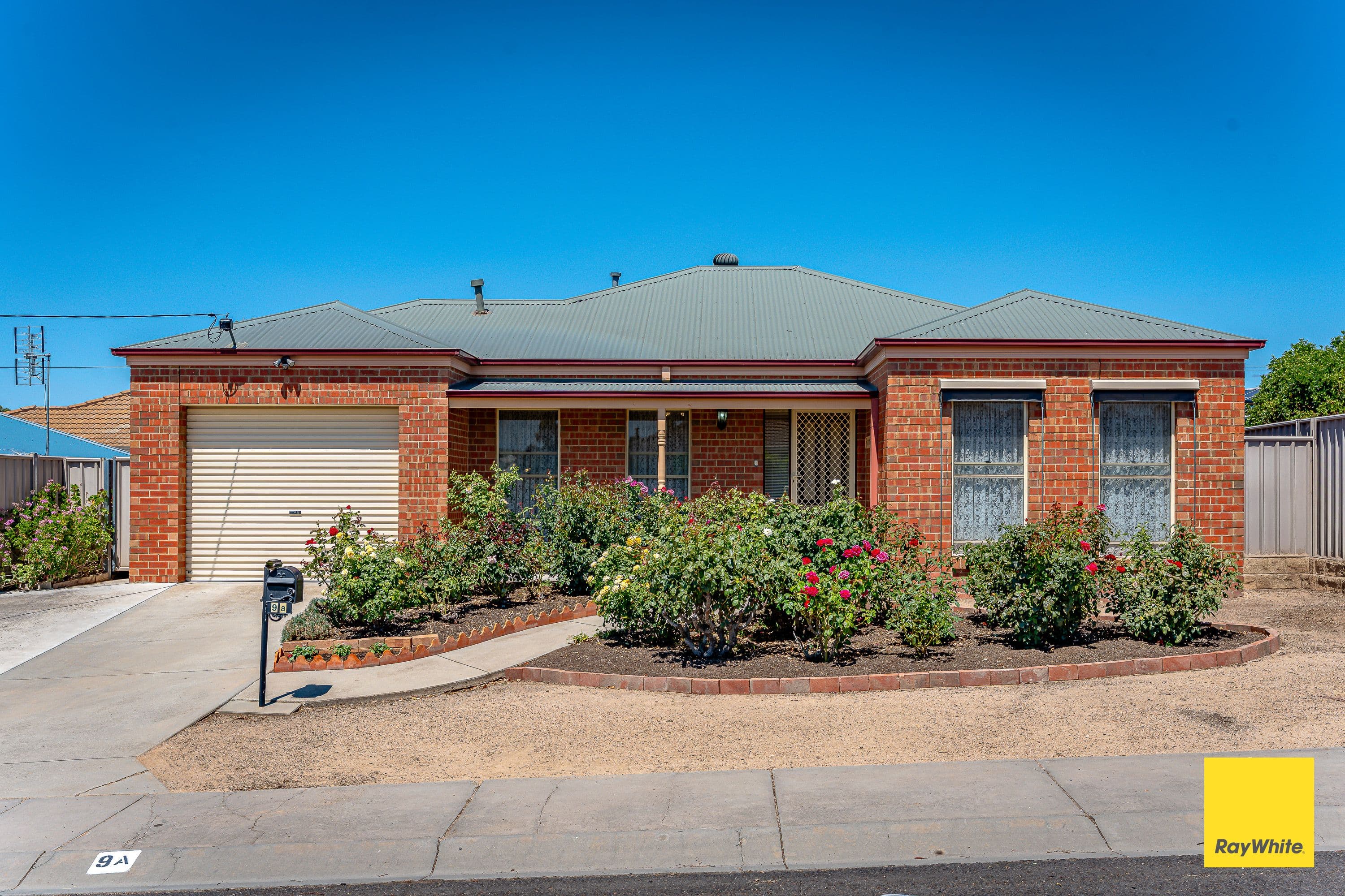 9A Howell Crescent, Kangaroo Flat VIC 3555, Kangaroo Flat - Thumbnail 2