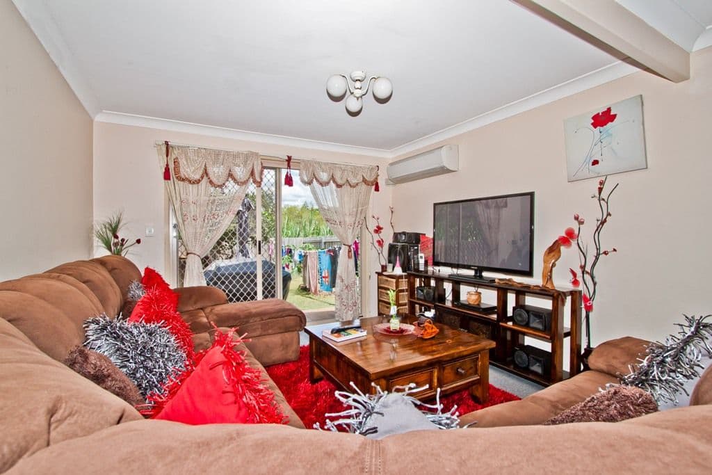 8 Park Lane, YEERONGPILLY QLD 4105, Yeerongpilly - Thumbnail 2