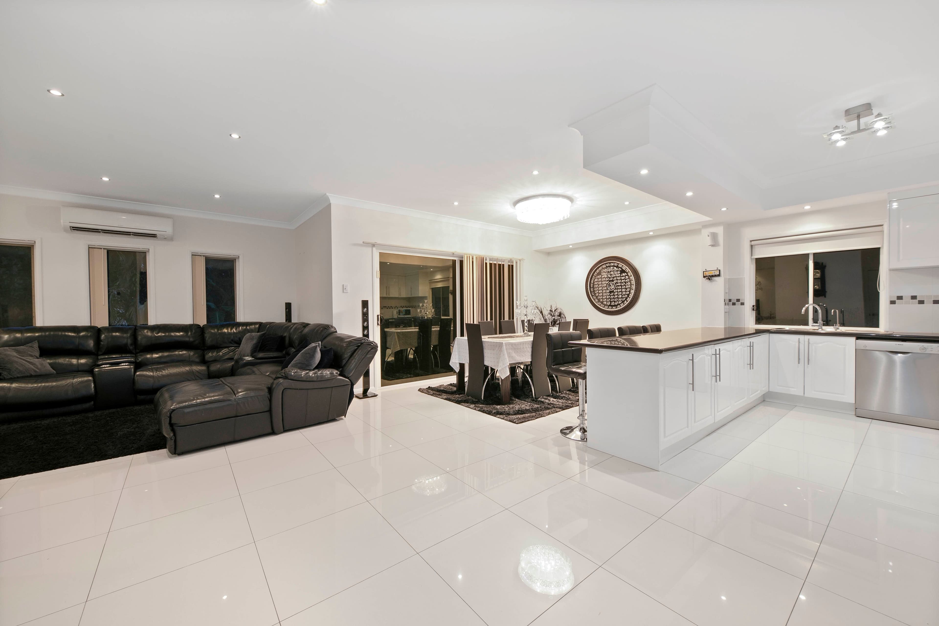 228 Lakeside Avenue, Springfield Lakes QLD 4300, Springfield Lakes - Thumbnail 6