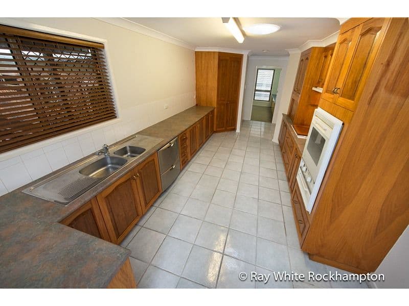 14 Sunset Drive, Gracemere QLD 4702, Gracemere - Thumbnail 3