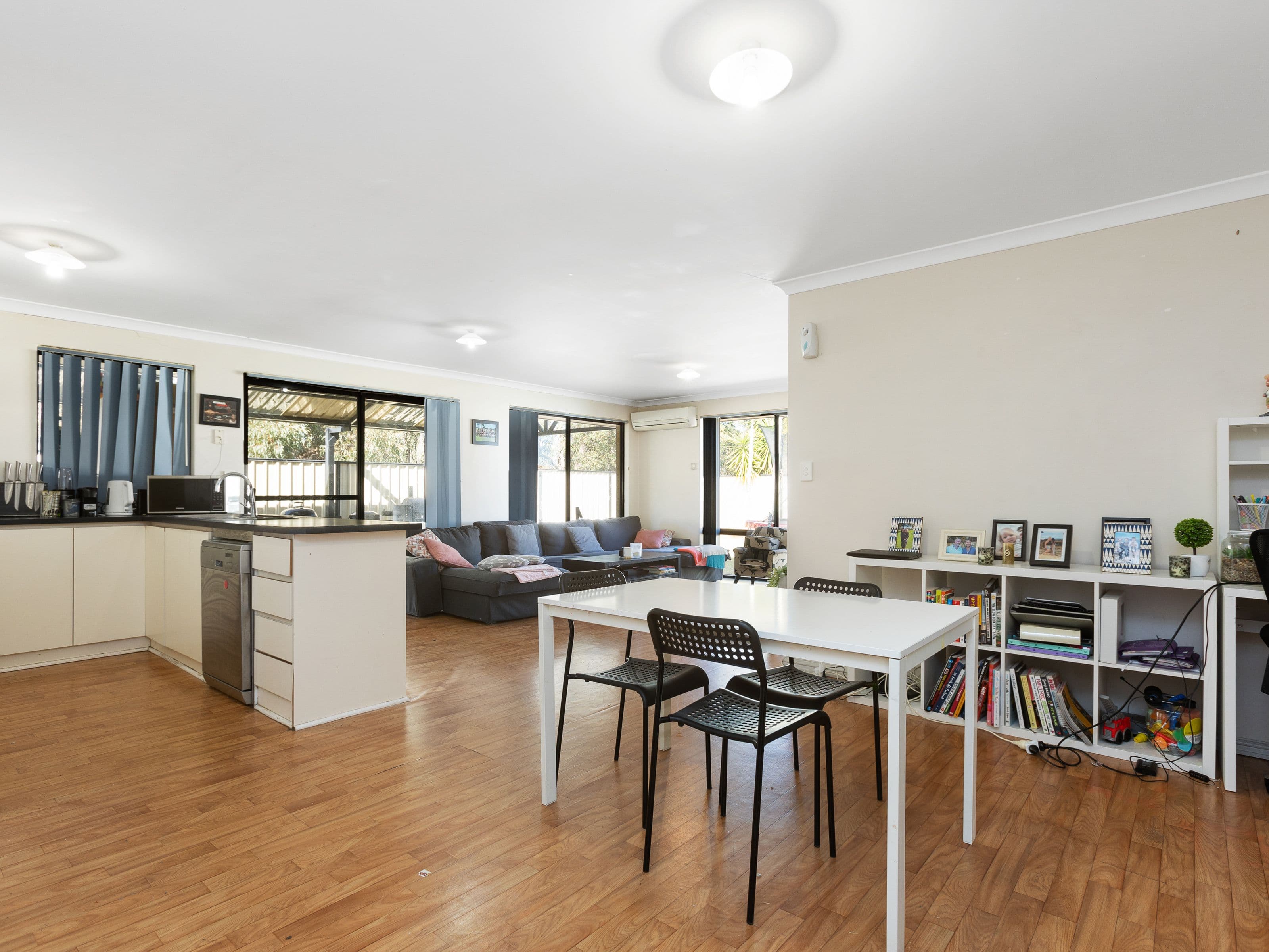 11 Fabia Court, Maddington WA 6109, Maddington - Thumbnail 4
