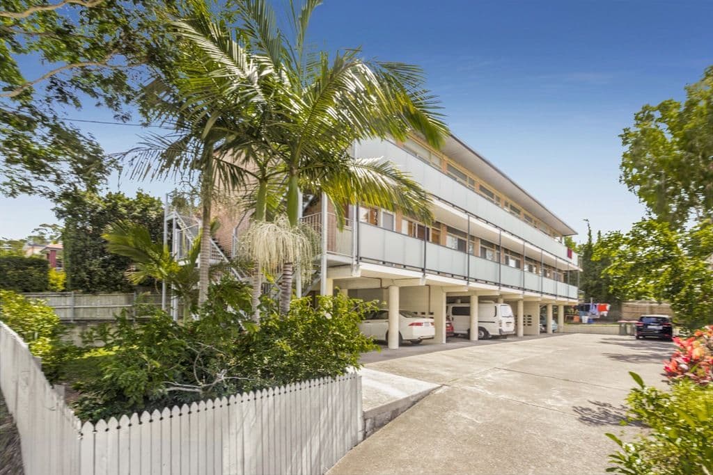 24 Fifth Avenue, Kedron QLD 4031, Kedron - Thumbnail 8