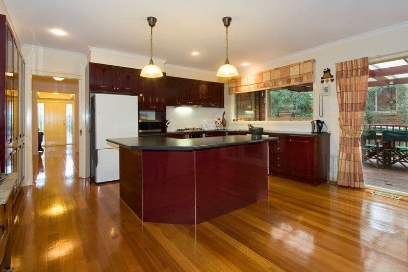 9 Lilian Street, UPWEY VIC 3158, Upwey - Thumbnail 2